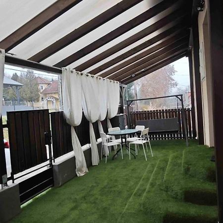 Lugas Apartman Miskolctapolca 2 Haloszoba Dezsa Es Jakuzzi Koezel A Barlangfuerdohoez Extérieur photo
