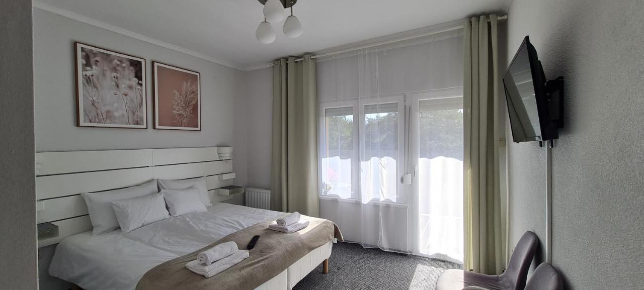 Lugas Apartman Miskolctapolca 2 Haloszoba Dezsa Es Jakuzzi Koezel A Barlangfuerdohoez Extérieur photo