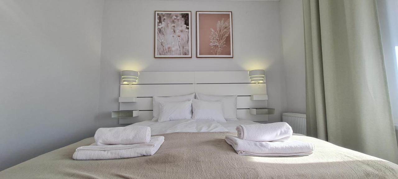 Lugas Apartman Miskolctapolca 2 Haloszoba Dezsa Es Jakuzzi Koezel A Barlangfuerdohoez Extérieur photo