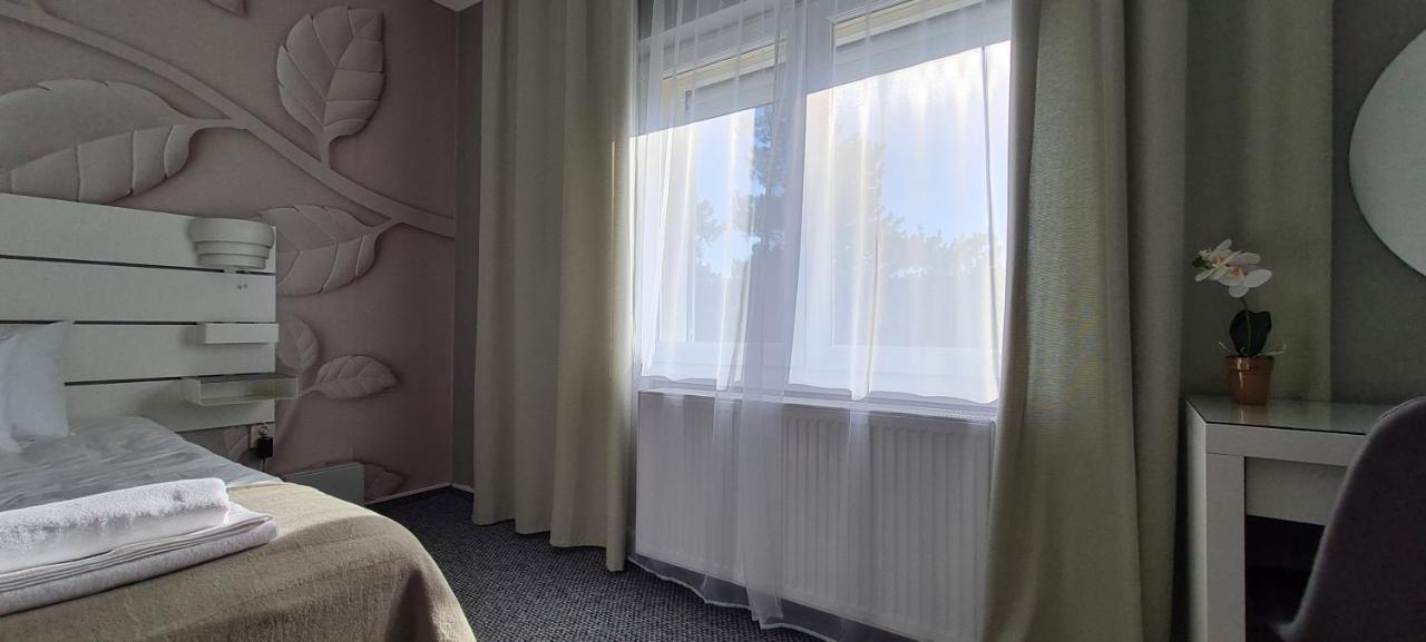 Lugas Apartman Miskolctapolca 2 Haloszoba Dezsa Es Jakuzzi Koezel A Barlangfuerdohoez Extérieur photo