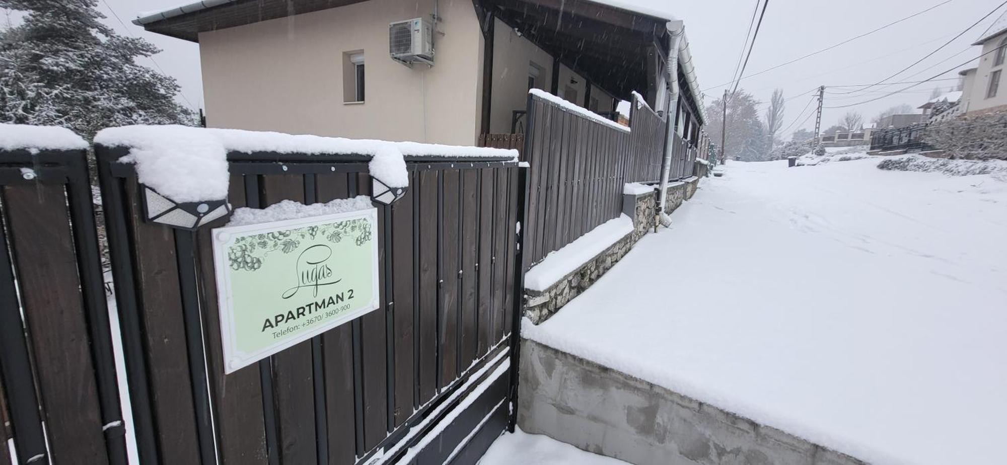 Lugas Apartman Miskolctapolca 2 Haloszoba Dezsa Es Jakuzzi Koezel A Barlangfuerdohoez Extérieur photo
