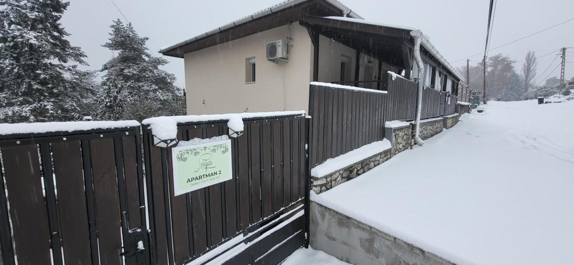 Lugas Apartman Miskolctapolca 2 Haloszoba Dezsa Es Jakuzzi Koezel A Barlangfuerdohoez Extérieur photo